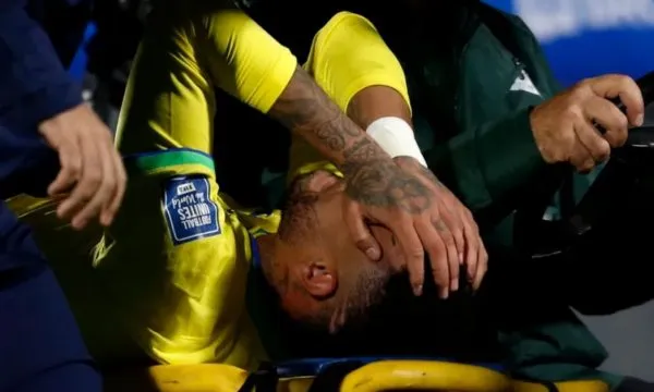 Neymar mund të operohet nesër, pritet të mungojë deri në një vit