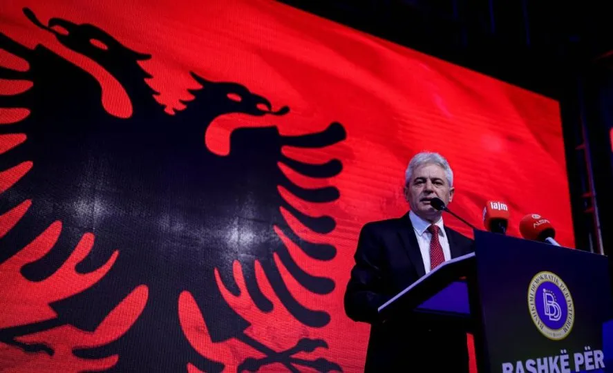 Ali Ahmeti shpallet Qytetar Nderi i Tropojës