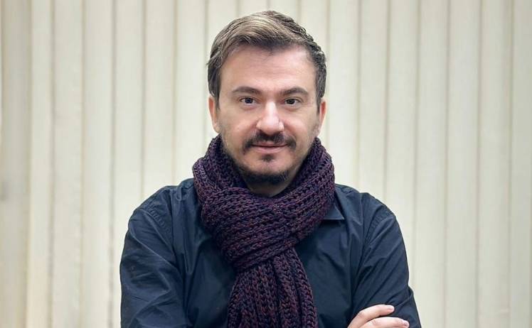 Trendi i podkasteve, Iseni: Hap i guximshëm i Osmanit