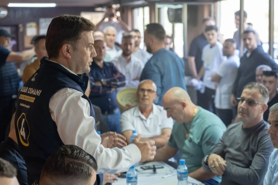 Takime me qytetarë, Osmani: Na duhet mbështetja juaj për të udhëheq me shtetin