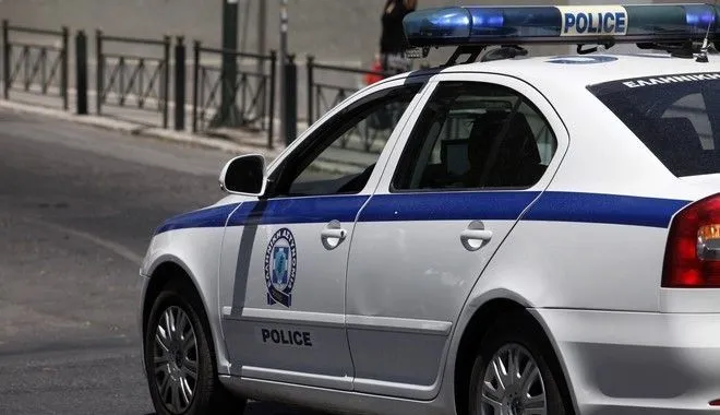 Alarm për bomba në 35 shkolla fillore në Greqi